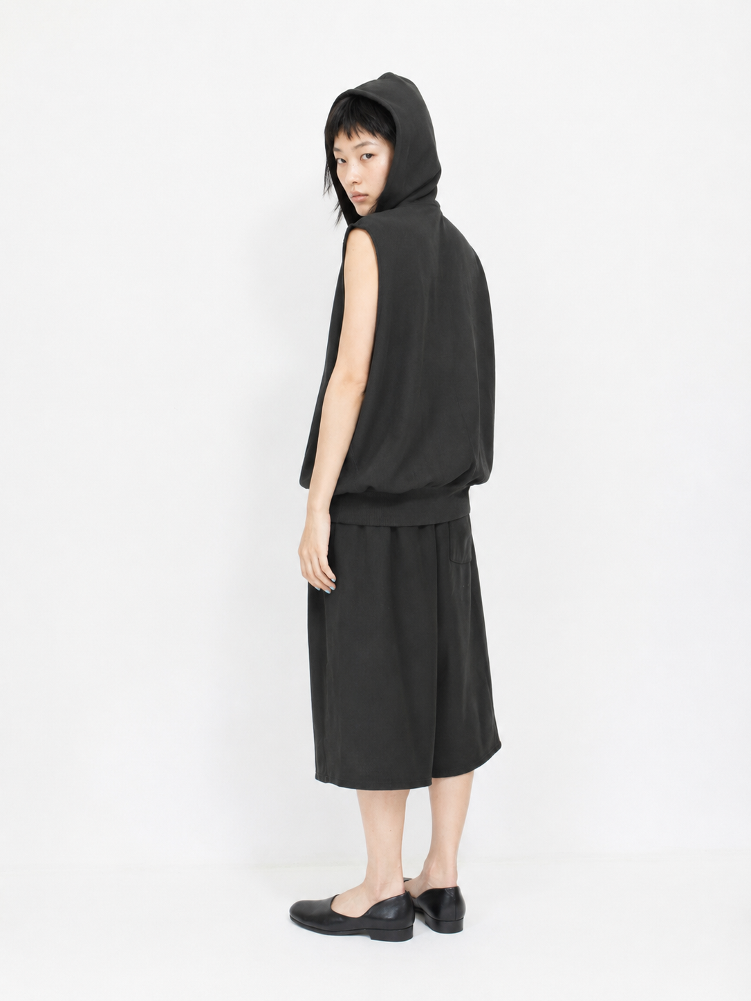 CUT SLEEVE HOODIE【A122】OFF BLACK