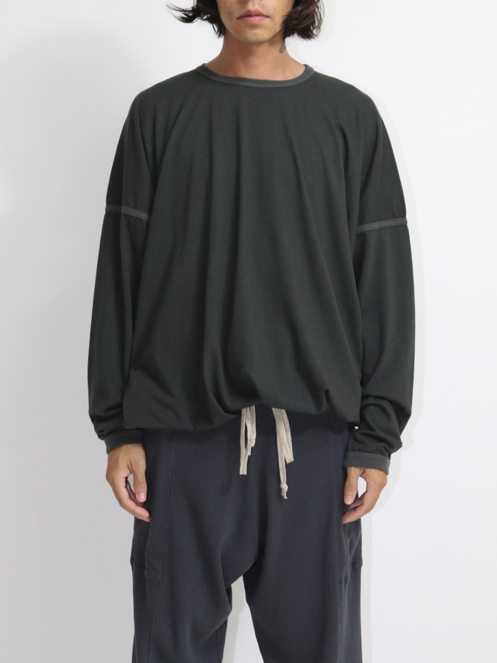 LONG SLEEVE BALLOON TEE【O20TS1】OFF BLACK