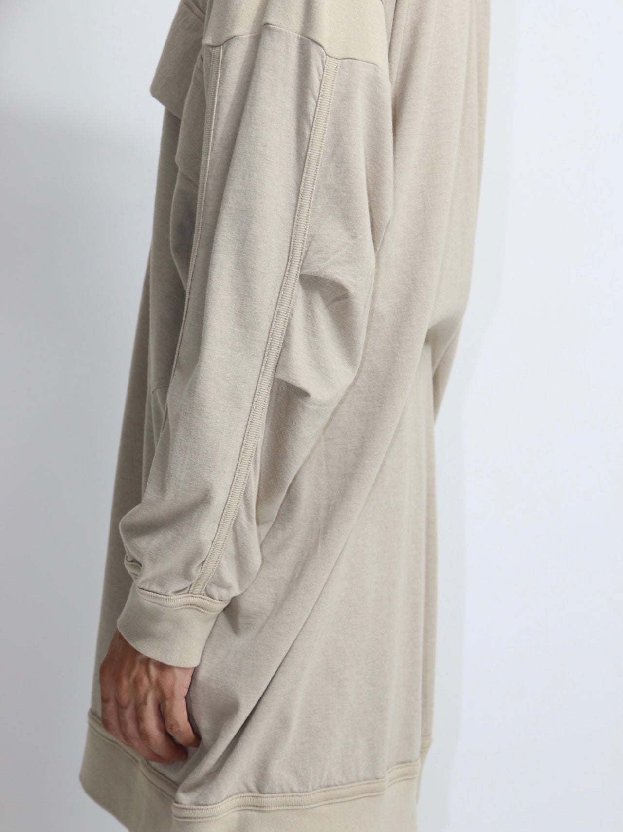 BIG POCKET TEE【O20TS2】ASH SAND