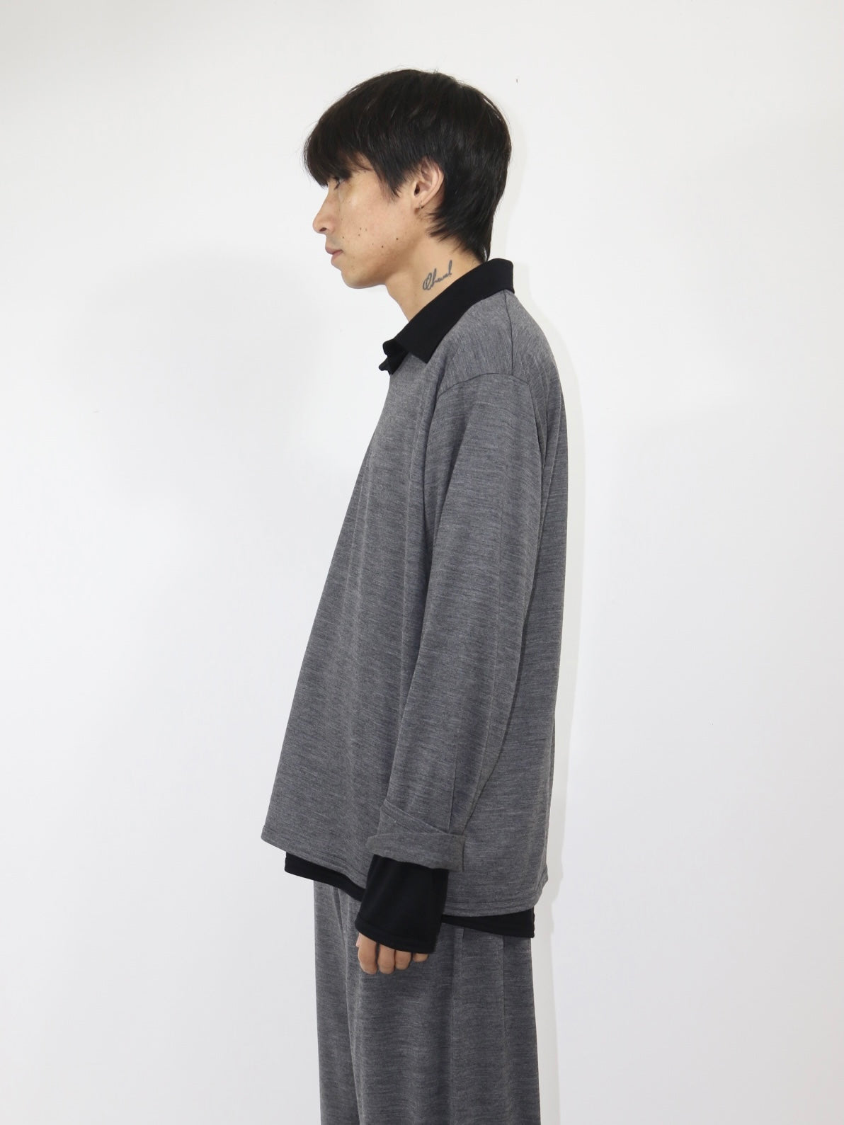 MERINO V NECK【A-107】MID GREY