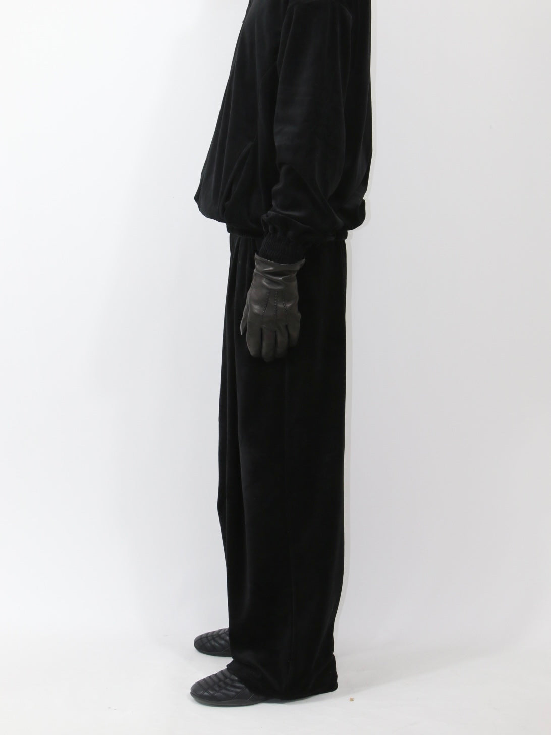 VELOUR TUCK PANTS 【A-111】BLACK