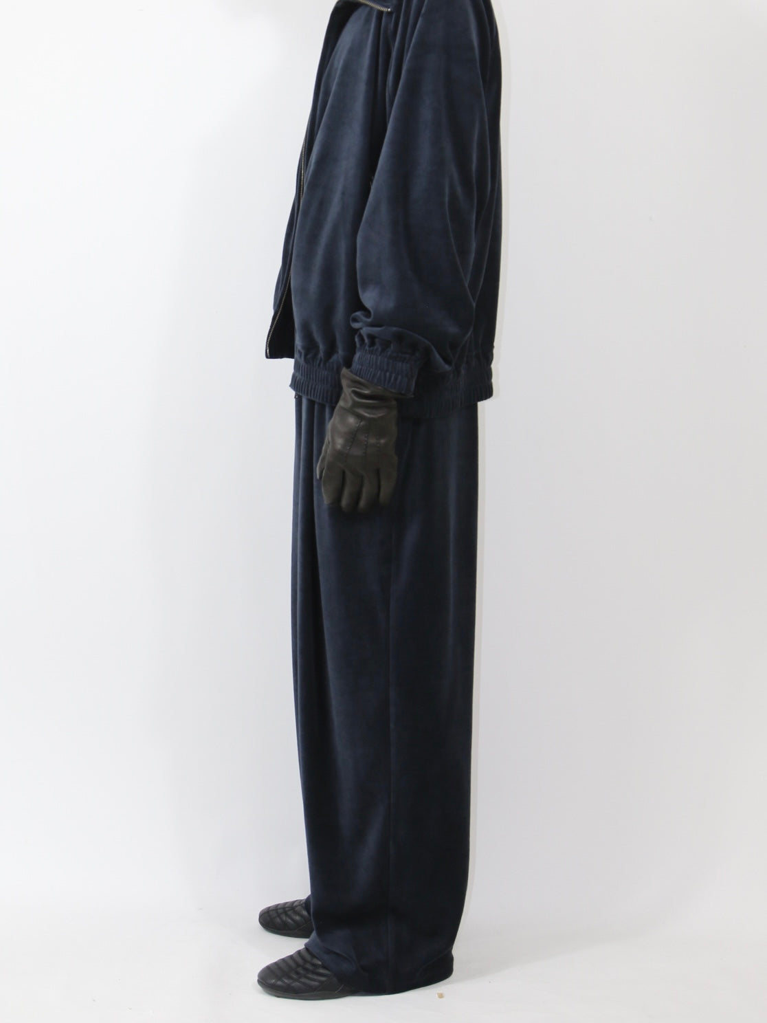 VELOUR TUCK PANTS 【A-111】STEEL NAVY