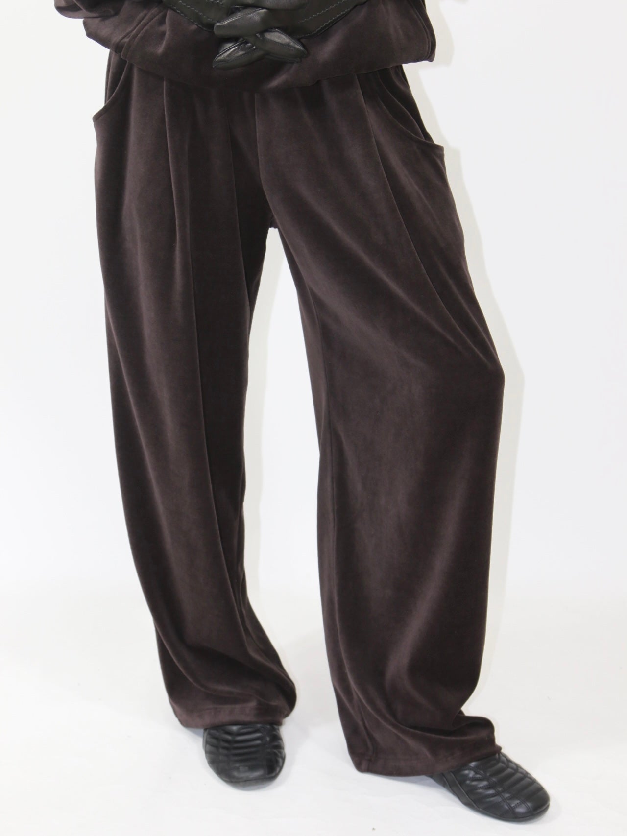 VELOUR TUCK PANTS 【A-111】SHINE BROWN