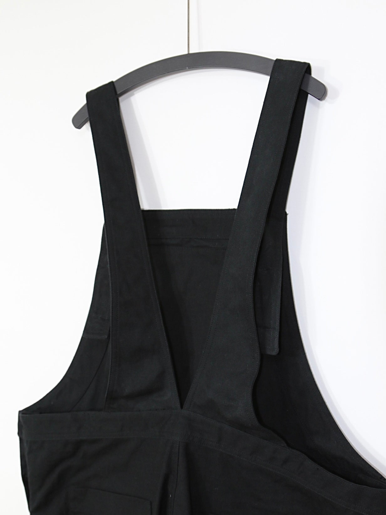 CROPPED DUNGAREES【O19DG1】OFF BLACK