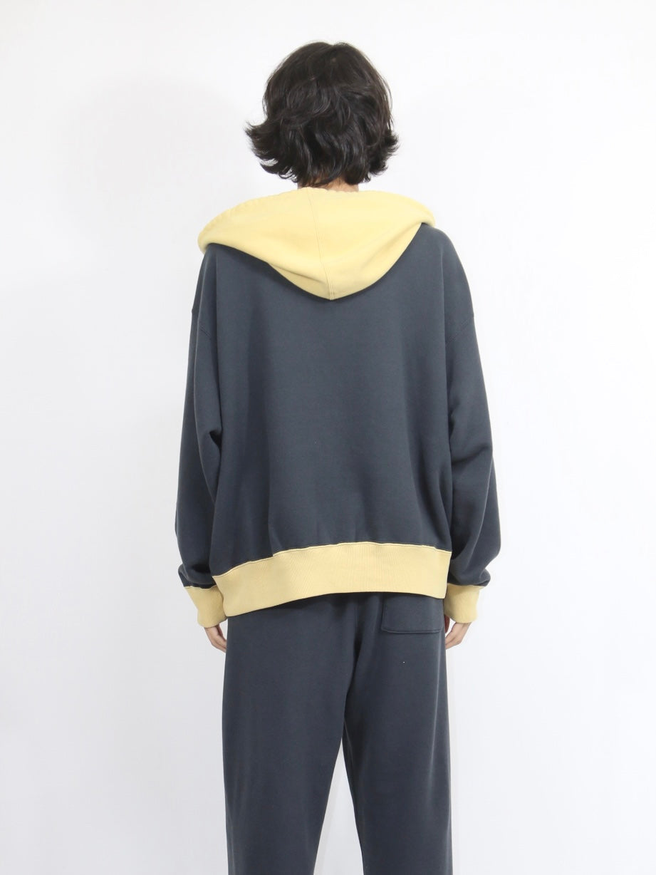 AFTER HOODED SWEAT【A114】OFF BLACK/AGING GOLD