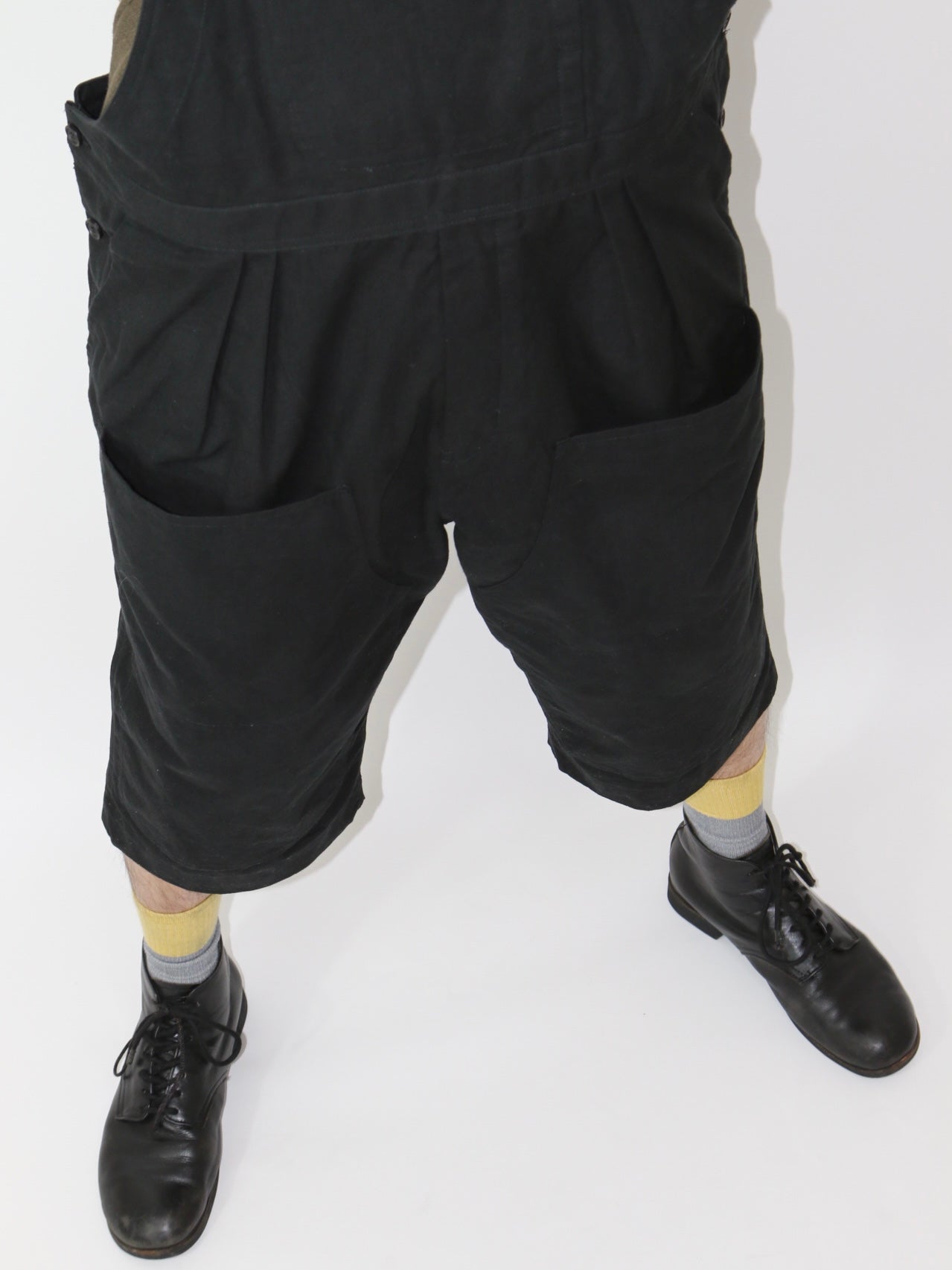 CROPPED DUNGAREES【O19DG1】OFF BLACK