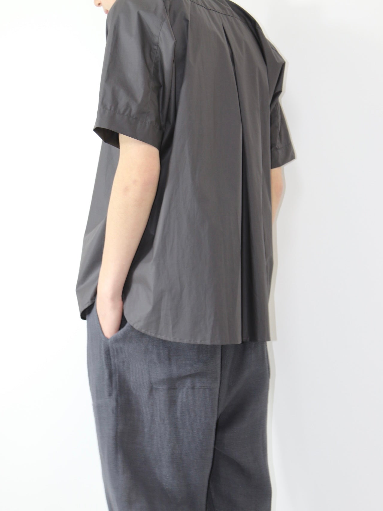 SHORT SLEEVED SHIRT【O19SRT5】DK GREY