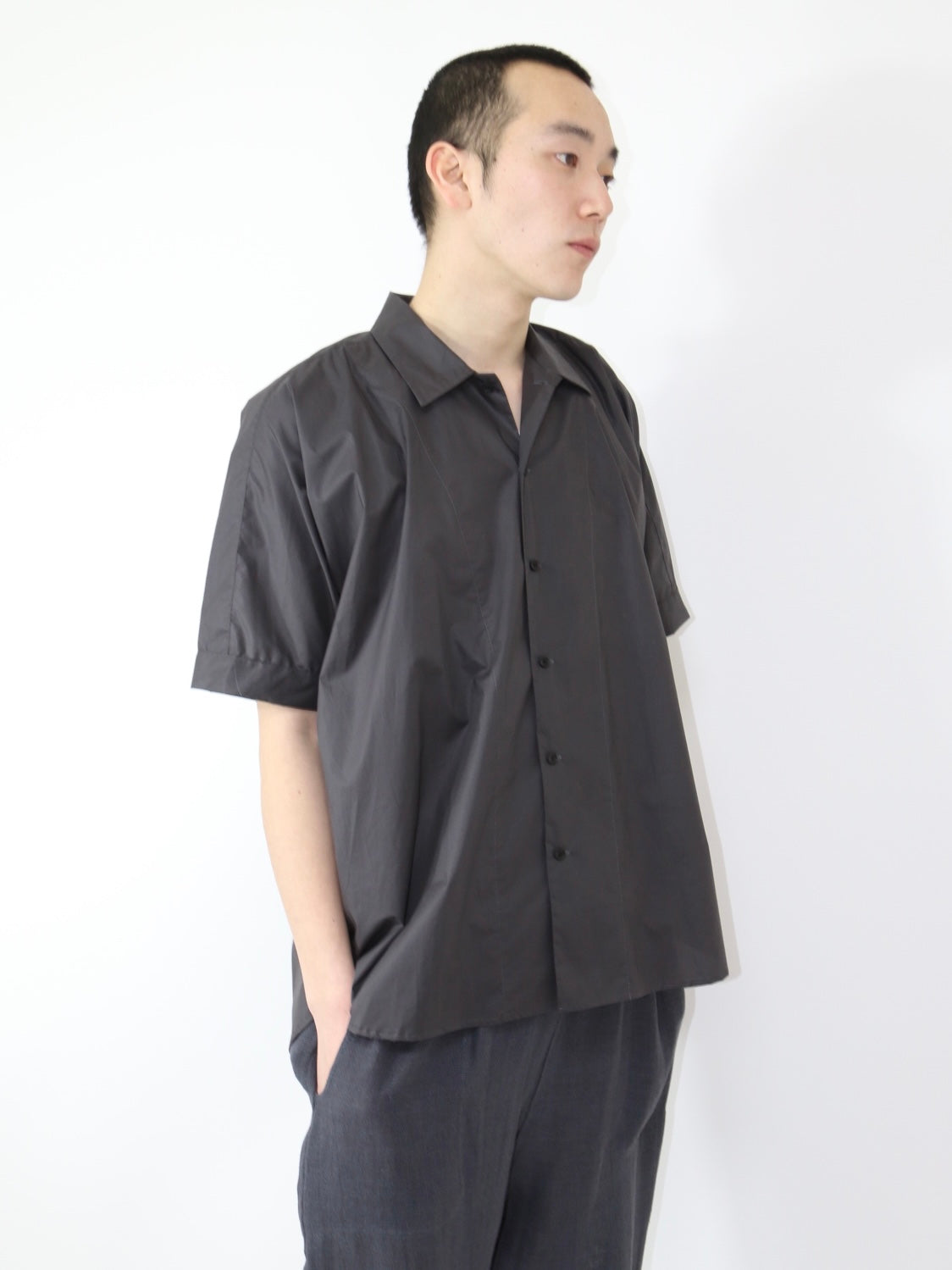 SHORT SLEEVED SHIRT【O19SRT5】DK GREY