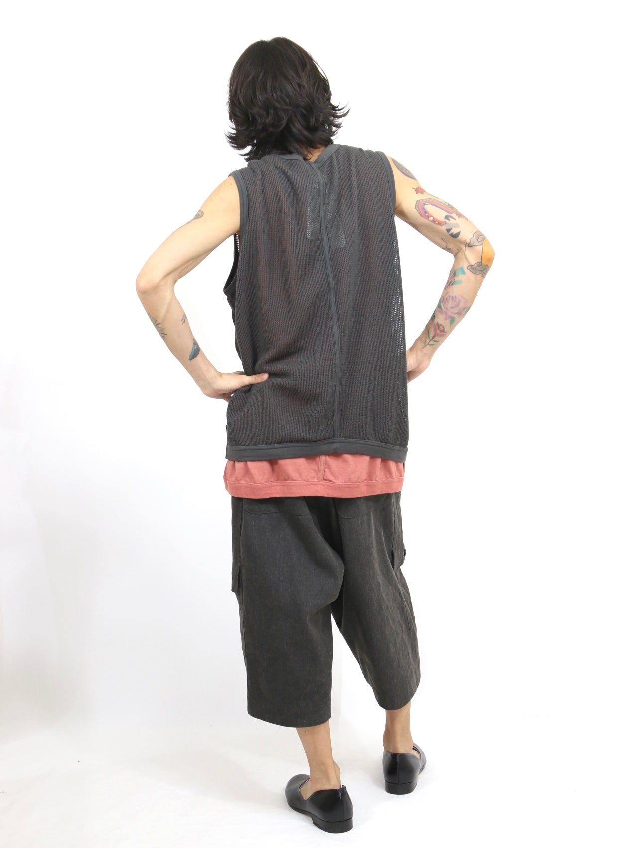 SLEEVELESS MESH TEE【O21TS2M】OFF BLACK