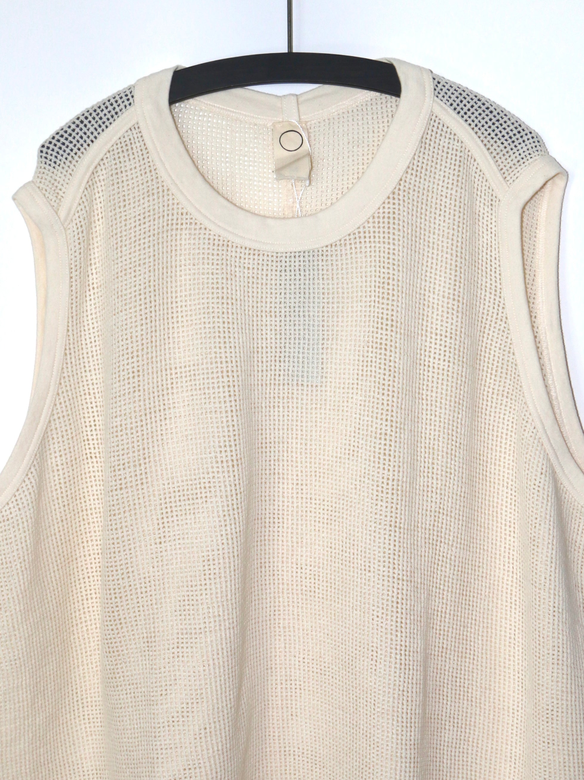 SLEEVELESS MESH TEE【O19TT1M】KINARI