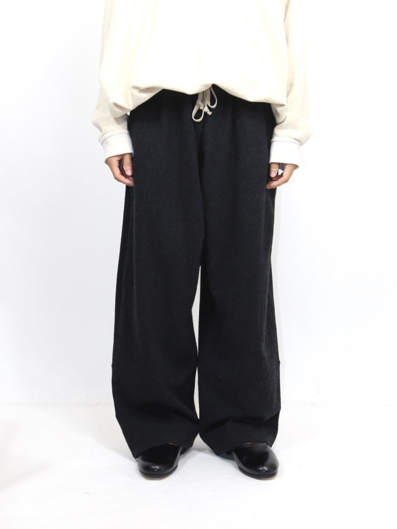 PLAIN TROUSERS【O22TR3】ANTHRACITE