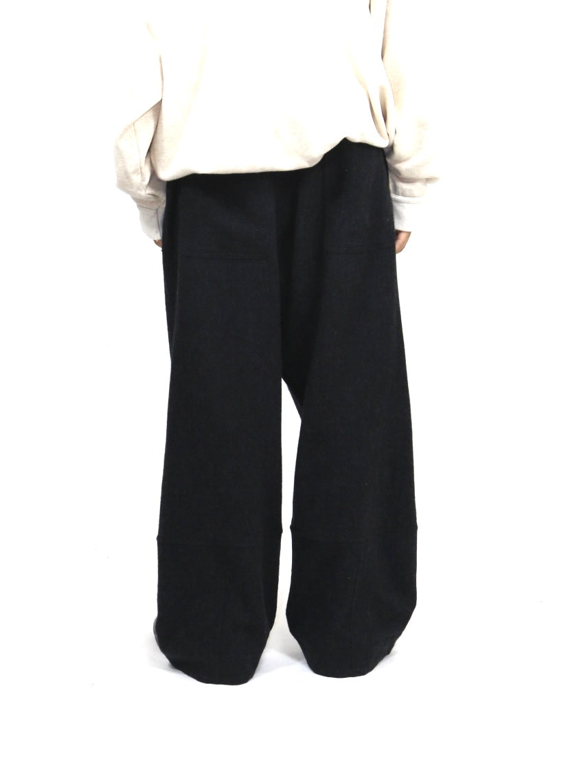PLAIN TROUSERS【O22TR3】ANTHRACITE