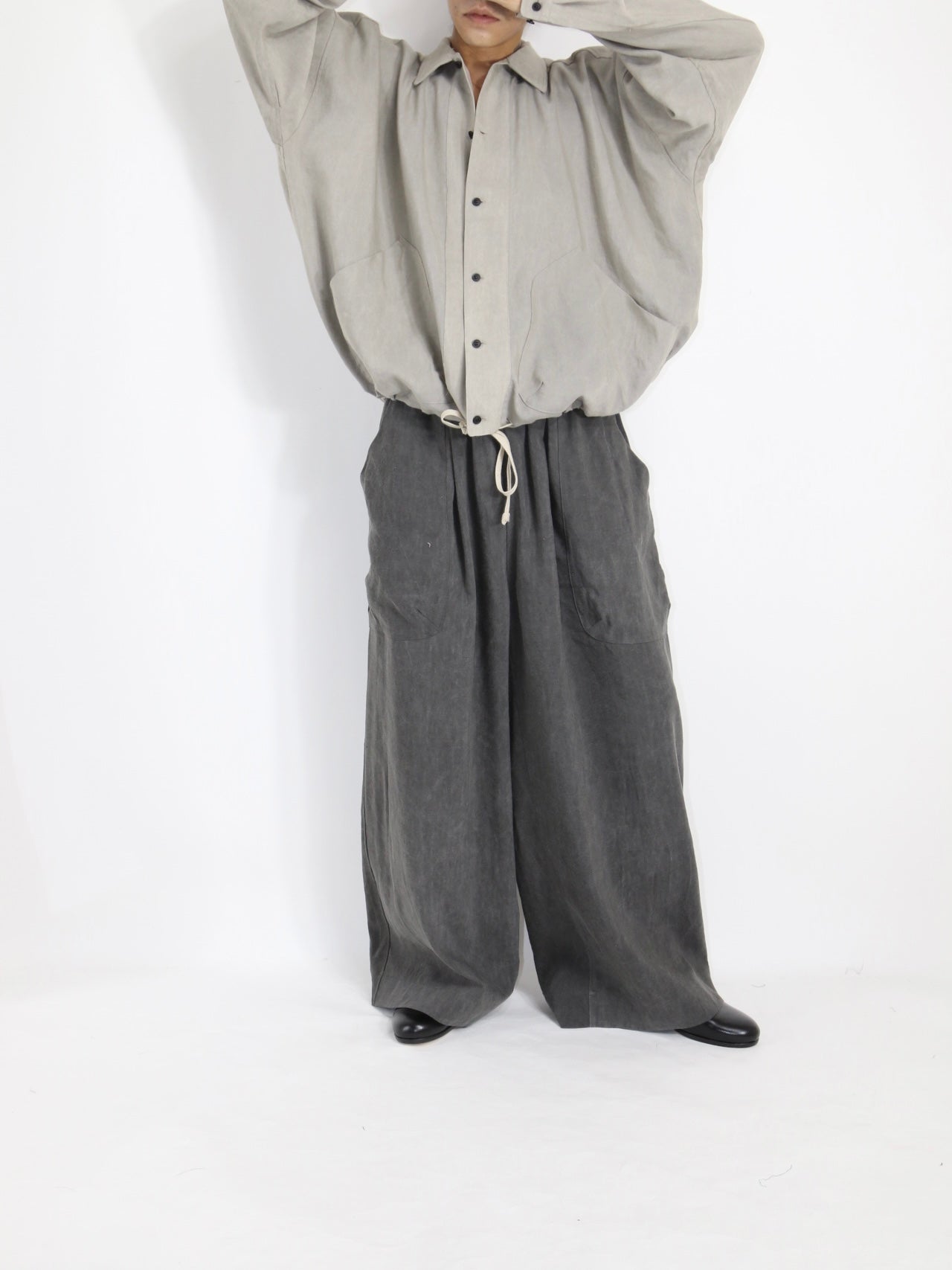 BALLOON SHIRT【O20SRT3】SUMI GREY