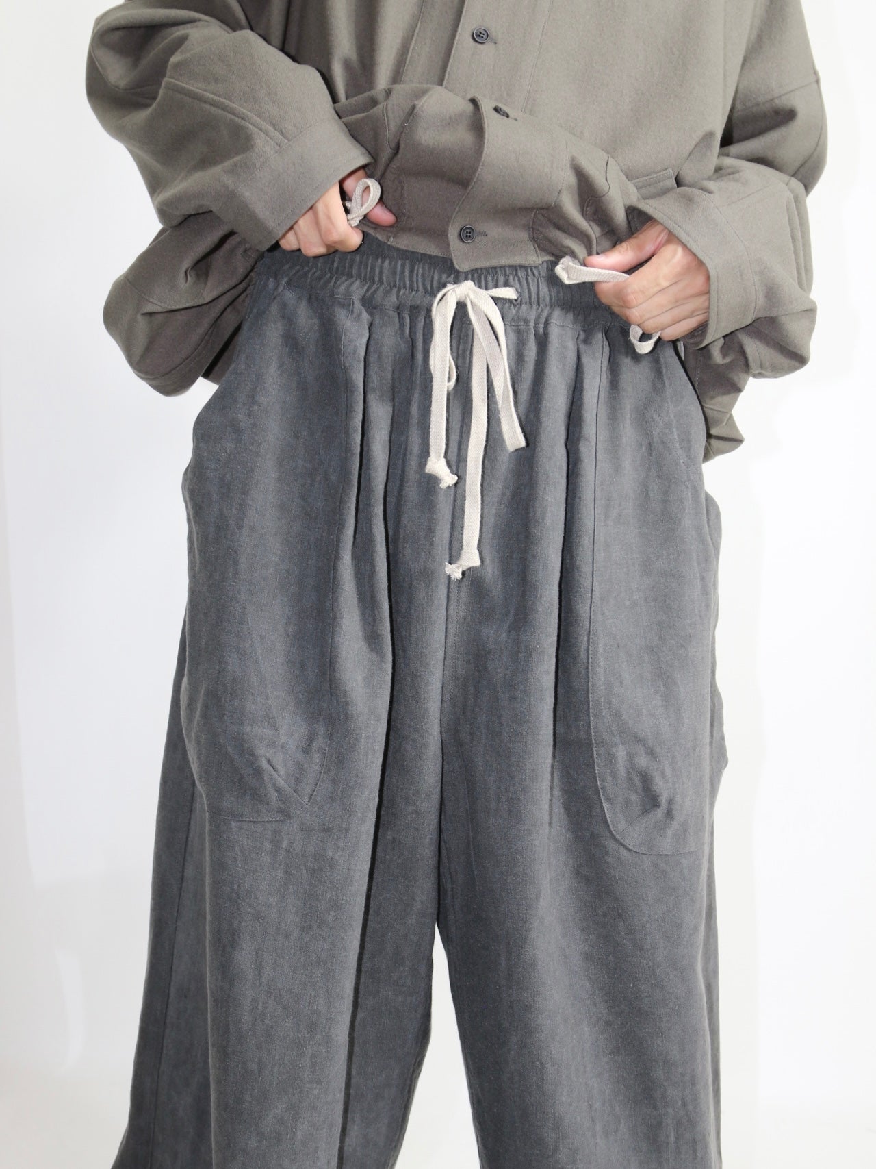 WIDE EASY PANTS【O20TR1】OFF BLACK