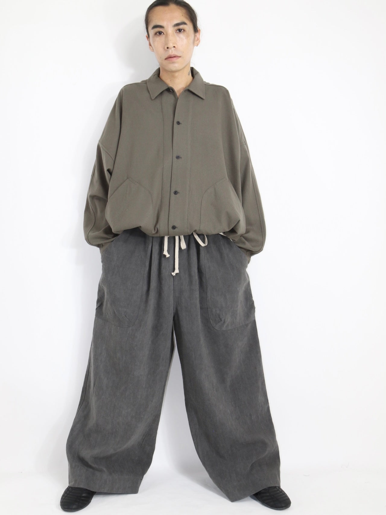 WIDE EASY PANTS【O20TR1】OFF BLACK