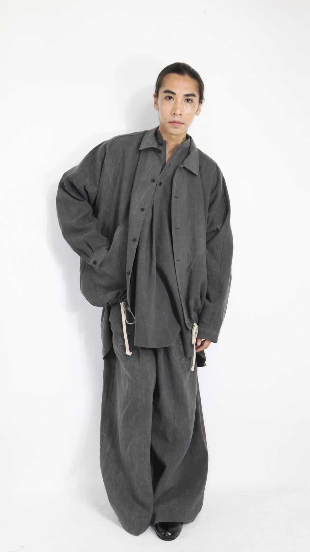 WIDE EASY PANTS【O20TR1】OFF BLACK