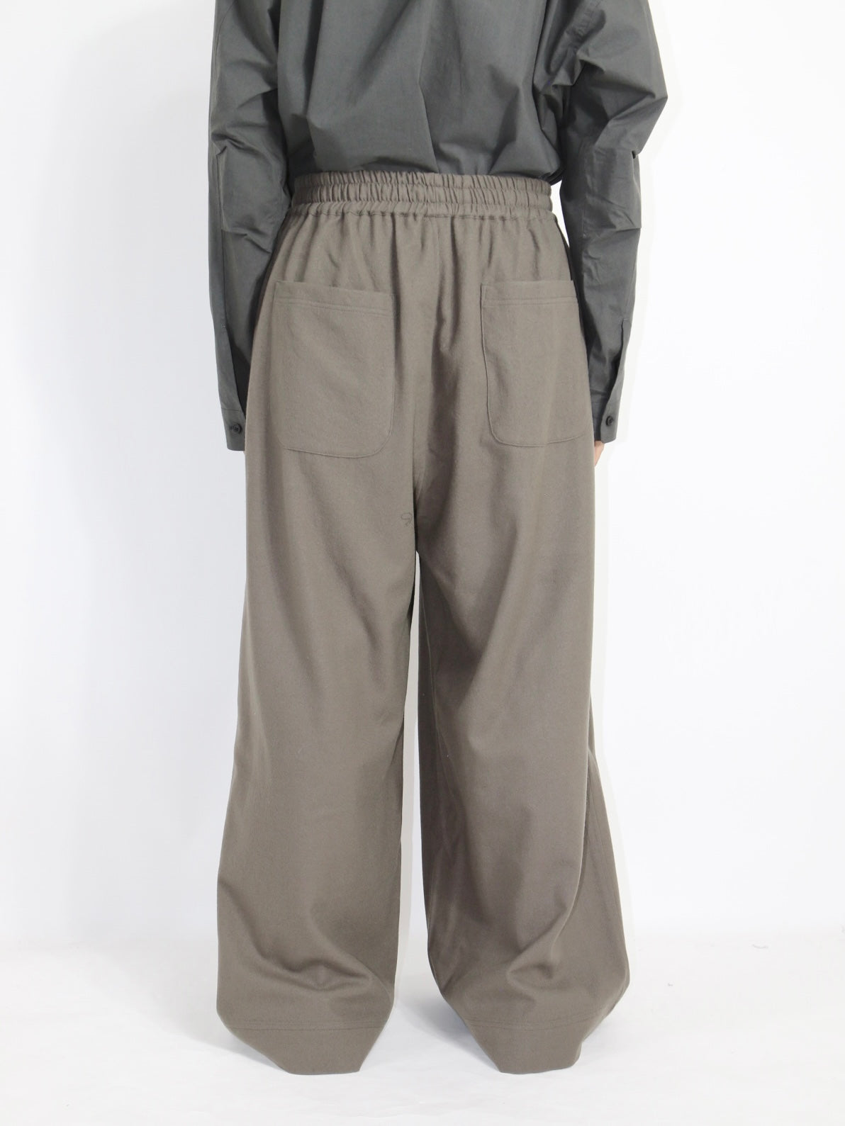 WIDE EASY PANTS【O20TR1】TAUPE