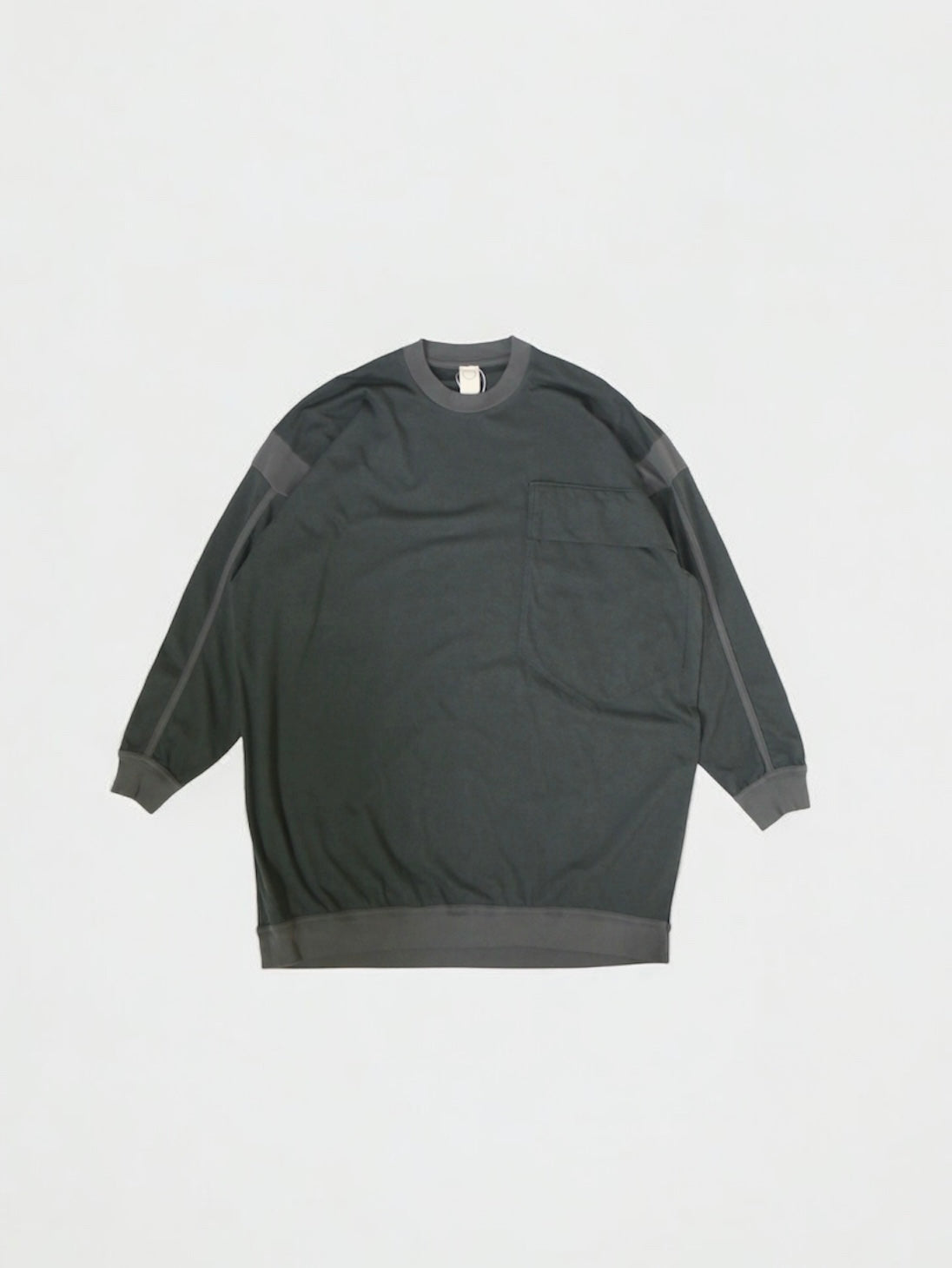 BIG POCKET TEE【O20TS2】OFF BLACK